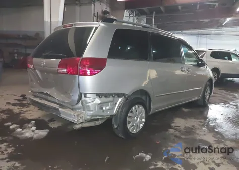 2005 Toyota Sienna Le z USA, uszkodzony, nr VIN 5TDZA23C55S354574